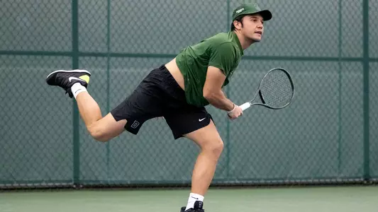 Alejandro Quiles men's tennis action at Dartmouth Invite