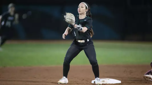 Billie McFadyen softball action versus Central Michigan