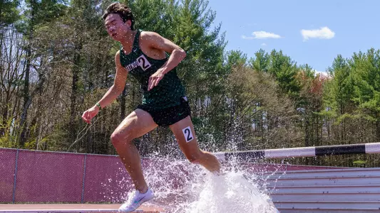 Jason Wang men's track action at Massachusetts