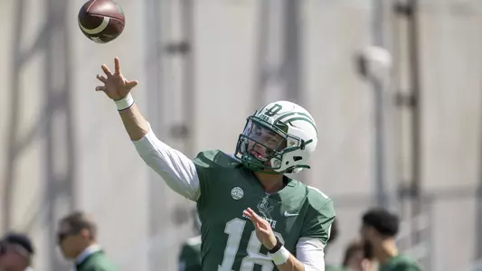 Devon Lingle football action versus Valparaiso