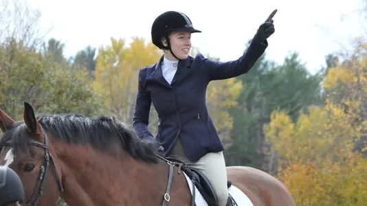 Lona Girardin equestrian action