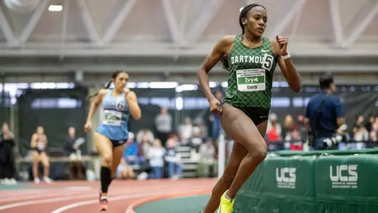 Jaidyn Curry sprinting on Day One of Heps championship