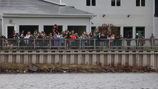 Fans at UMass, MIT race