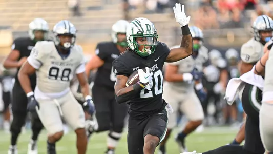 Q Jones running through the UNH defense, Sept. 16, 2023