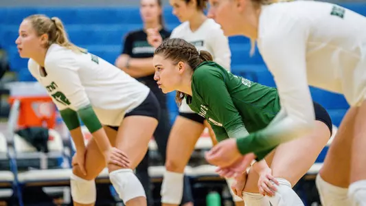 Emma Engstrom volleyball vs. Temple