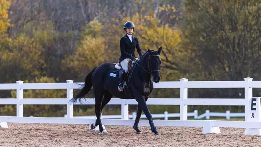 Jerng rides in collegiate debut