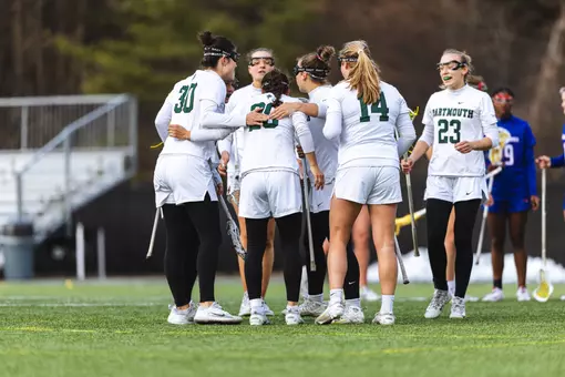 DWLAX group shot vs UML
