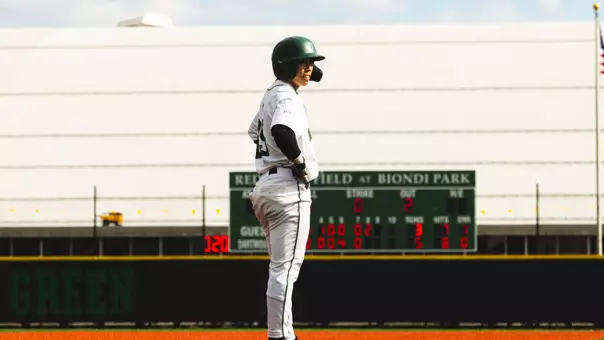 Taer Rodriguez Stands on Third vs. Siena