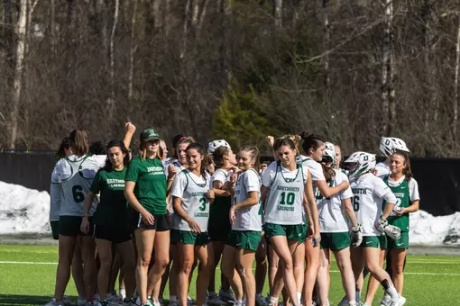 DWLAX huddles vs UMass