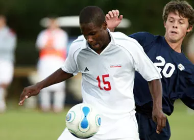 No. 25 South Carolina Rallies Past Wildcats with a Pair of Late Strikes Image