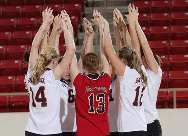 Volleyball Suffers 3-0 Loss at Chattanooga Image