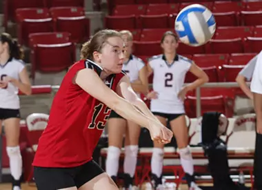 Charlotte Gets Best of Cross-County Matchup in Volleyball Image