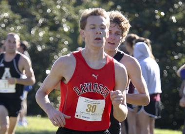 Davidson Men's Cross Country Places Sixth At Louisville Image