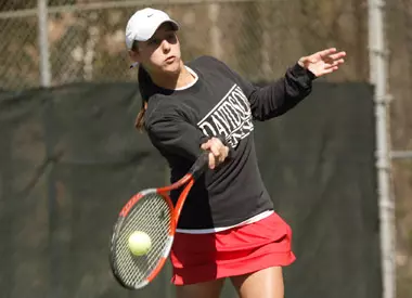 Nine-Match Win Streak Nets Skeeters SoCon Player of Week for W. Tennis Image