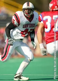 Peter Bakke looks to make a tackle.
