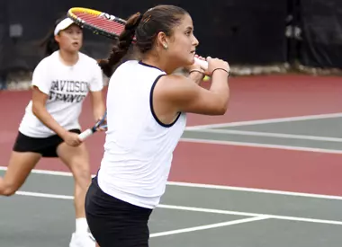 W. Tennis Back to Winning Ways, Earns 5-2 Win over ECU Image