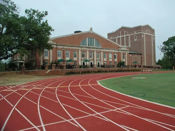 Facilities > Irwin Belk Track