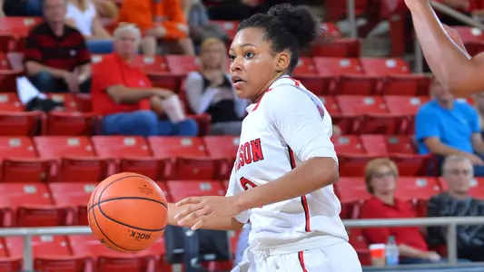 Photo of Saadia Timpton