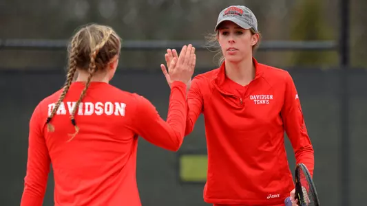 Davidson Cruises to Quarterfinals, 4-0 Image