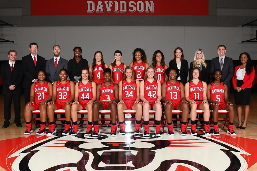 2018 women's basketball team picture