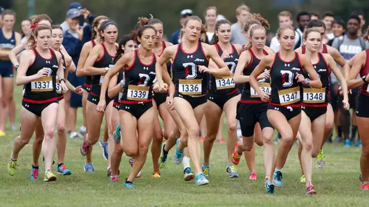 Photo of the women at start line at the Queen City Invite
