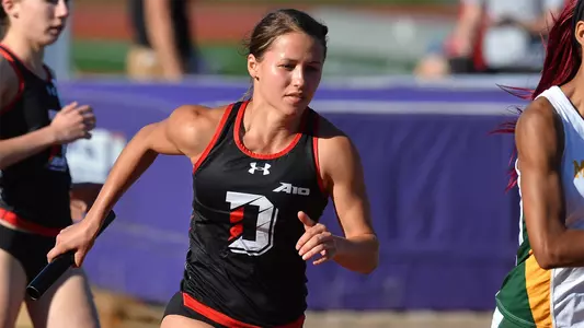 Photo of Claire Nieusma