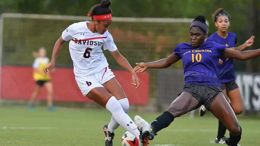 Cameron France action shot davidson women's soccer