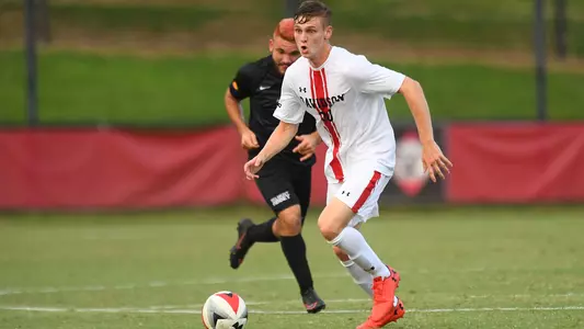 Action photo of Lucas Hauth
