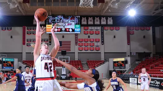 Ally Welling action shot