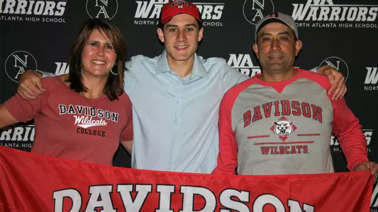 Photo of Men's Soccer Signee