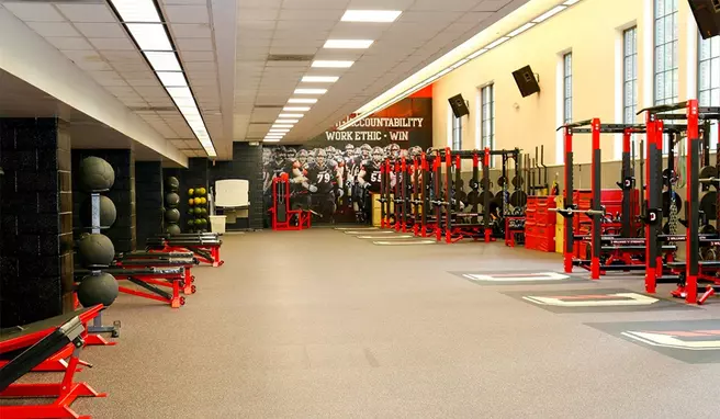 Facilities > Doe Weight Room