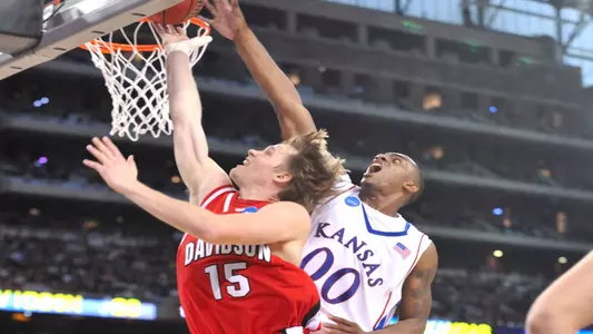 Action Photo of Thomas Sander from NCAA Tournament