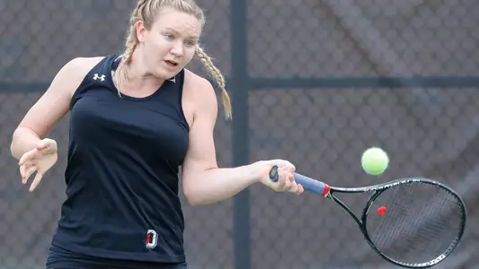 Ally Sexton action shot, women's tennis