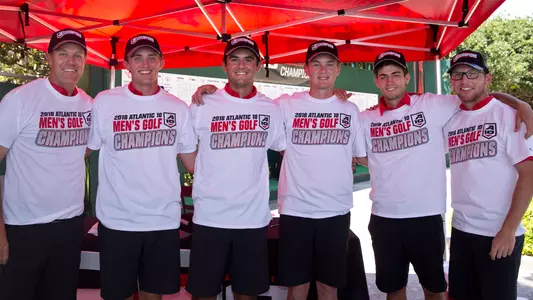 Photo of NCAA Golf Team