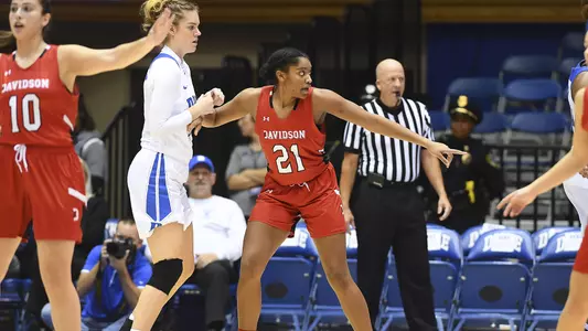 Peyton Carter action picture