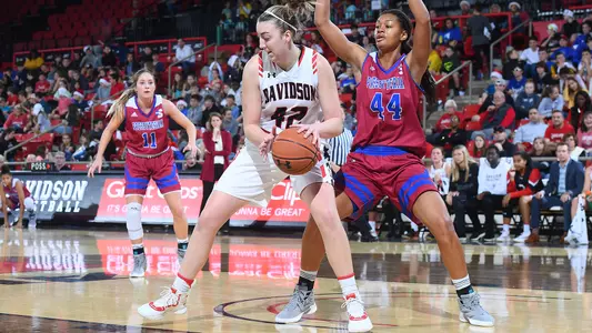 Ally Welling action shot