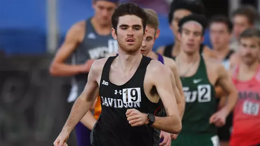 A photo of George Lewis at the 49er Classic