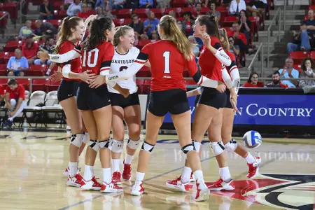 Davidson volleyball huddle 2019