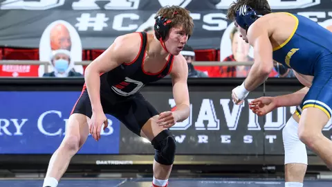 A photo of Gavin Damasco against Chatanooga