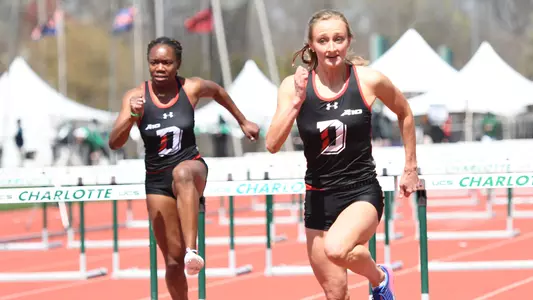 A photo of Anna Davis at the Charlotte 49er Classic