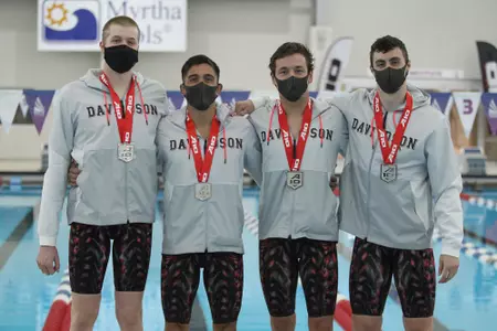 2021 men's 200 free relay team