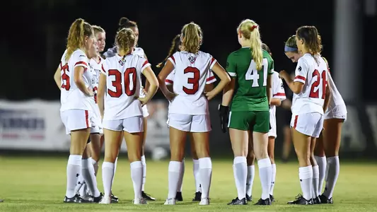 2021 fall women's soccer huddle