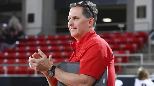 Head Coach Chris Willis on the sidelines