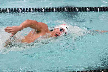 Dylan Felt swims freestyle 2022-23