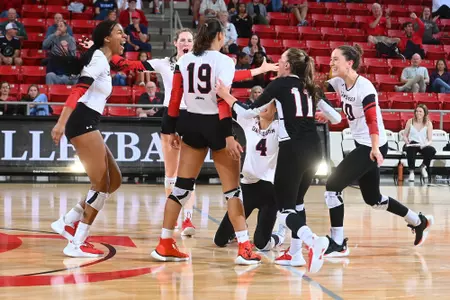 Davidson takes on Dayton in A-10 women’s volleyball action at Belk Arena on Friday, October 13, 2023 in Davidson, North Carolina. Tim Cowie/DavidsonPhotos.com