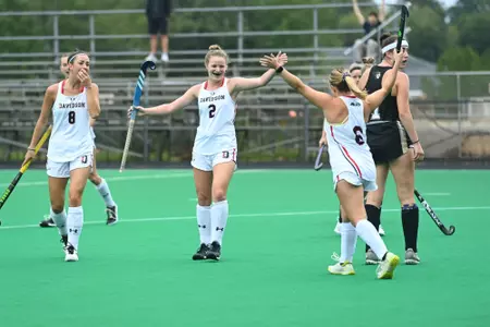 Field Hockey Pompeo celebration vs Lindenwood