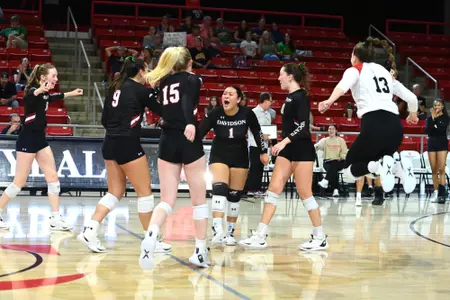 Volleyball vs. George Mason hype