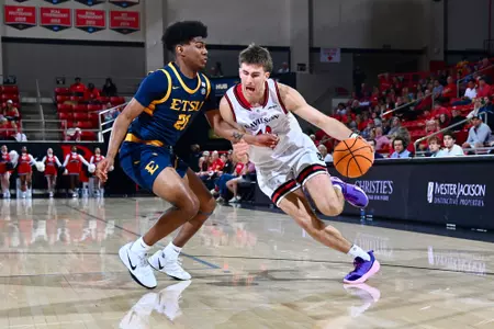 Davidson takes on ETSU in non-conference men’s basketball action at Belk Arena on Saturday, November 16, 2024 in Davidson, North Carolina. Credit - Tim Cowie/DavidsonPhotos.com