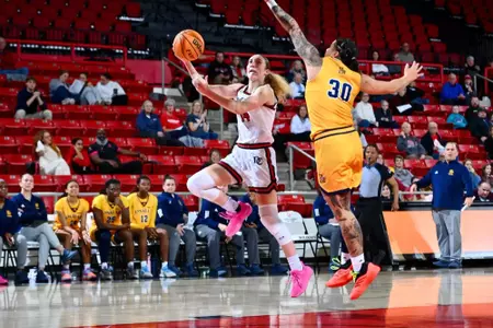 Kyra Bruyndoncx vs. La Salle