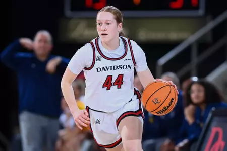 Emilie Bessell vs. La Salle